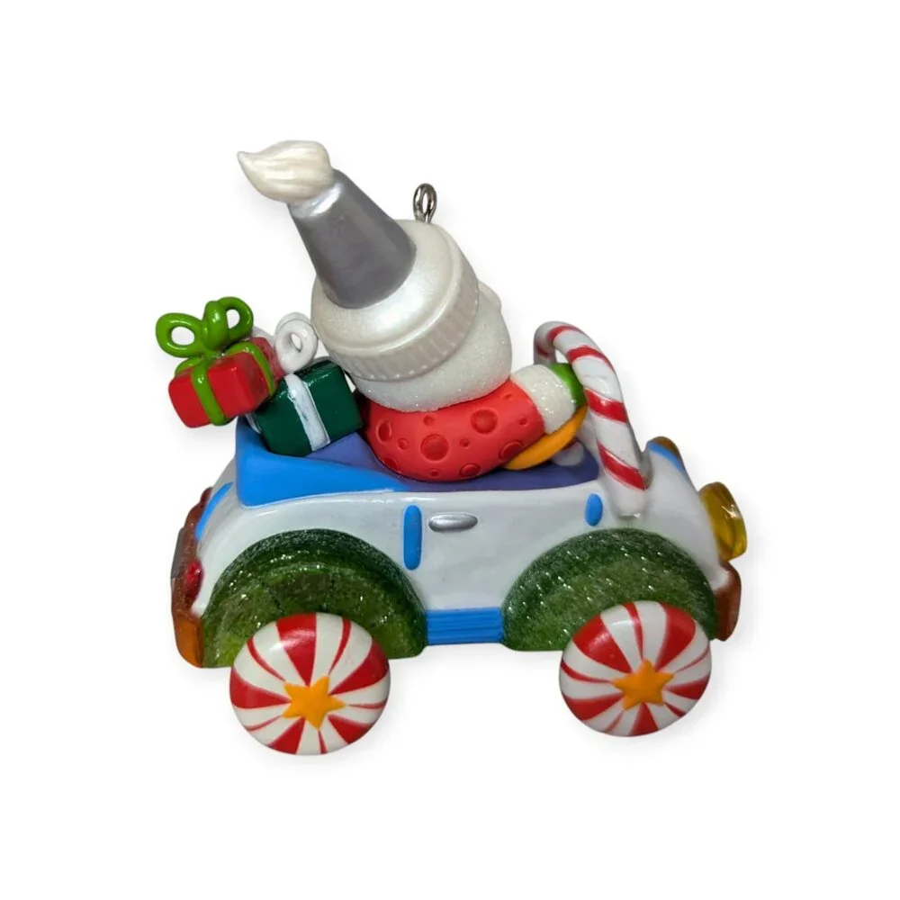 2007 Hallmark Keepsake Ornament Christmas Santa's Sweet Ride First In Series